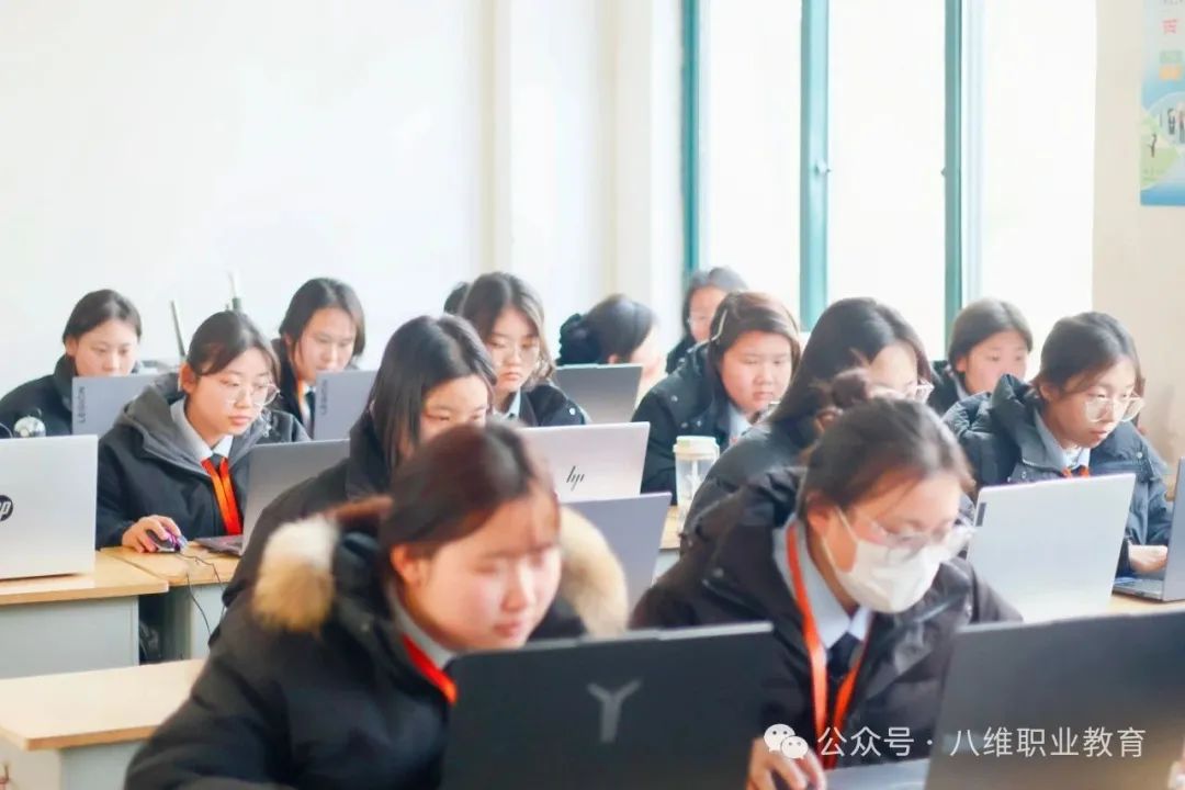 江蘇宿遷八維學(xué)校深耕云計(jì)算領(lǐng)域解鎖科技新未來