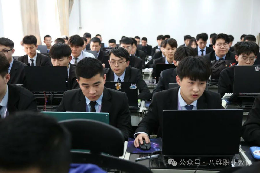 八維職業(yè)學(xué)校學(xué)子就業(yè)捷報頻傳